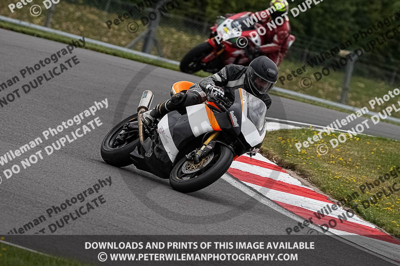 donington no limits trackday;donington park photographs;donington trackday photographs;no limits trackdays;peter wileman photography;trackday digital images;trackday photos
